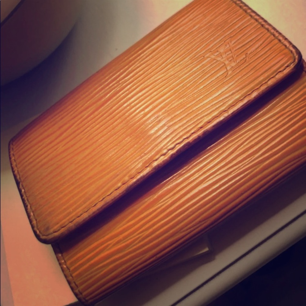 Louis Vuitton EPI key holder